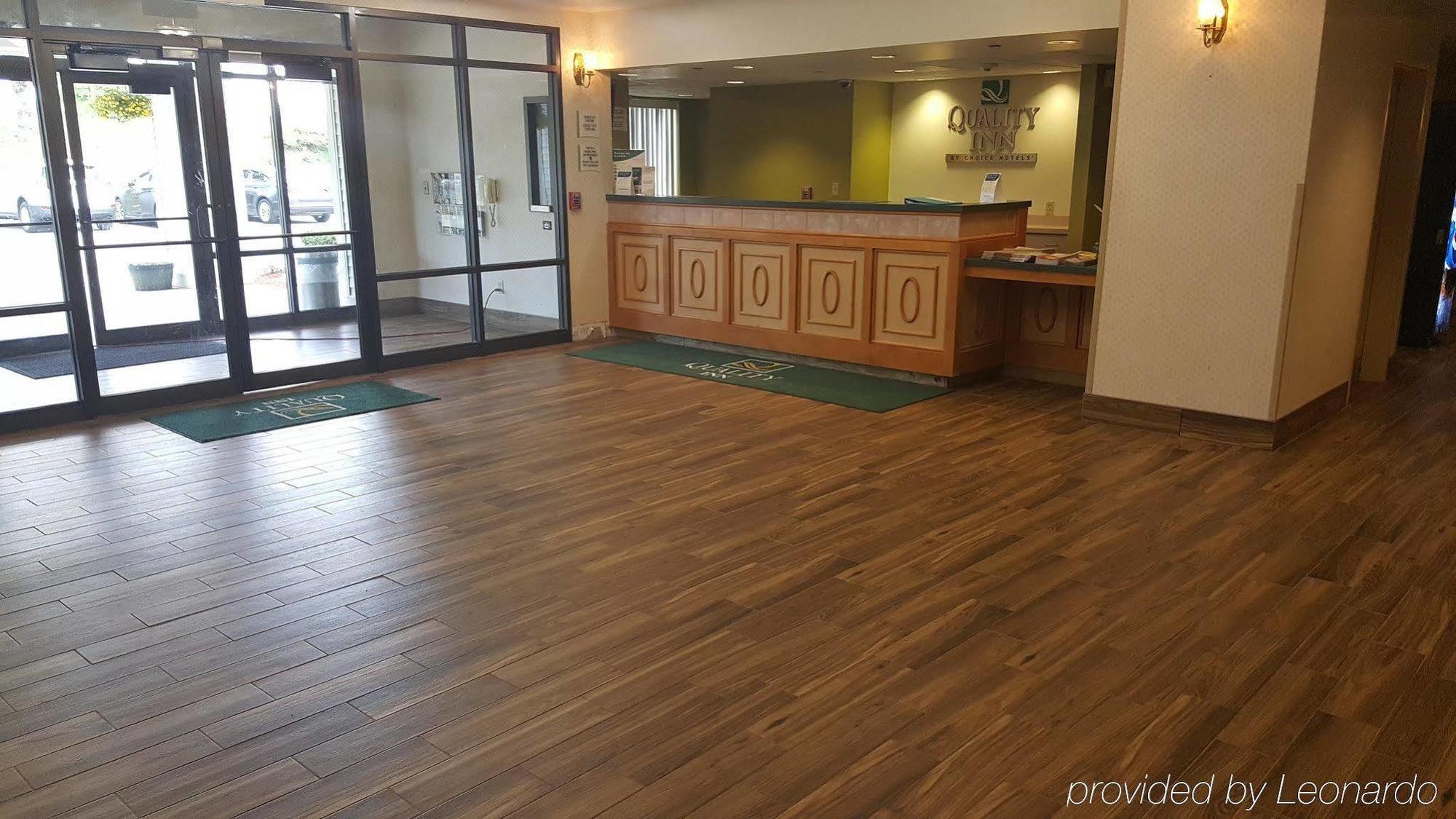 罗登/康科德品质酒店 劳登 外观 照片