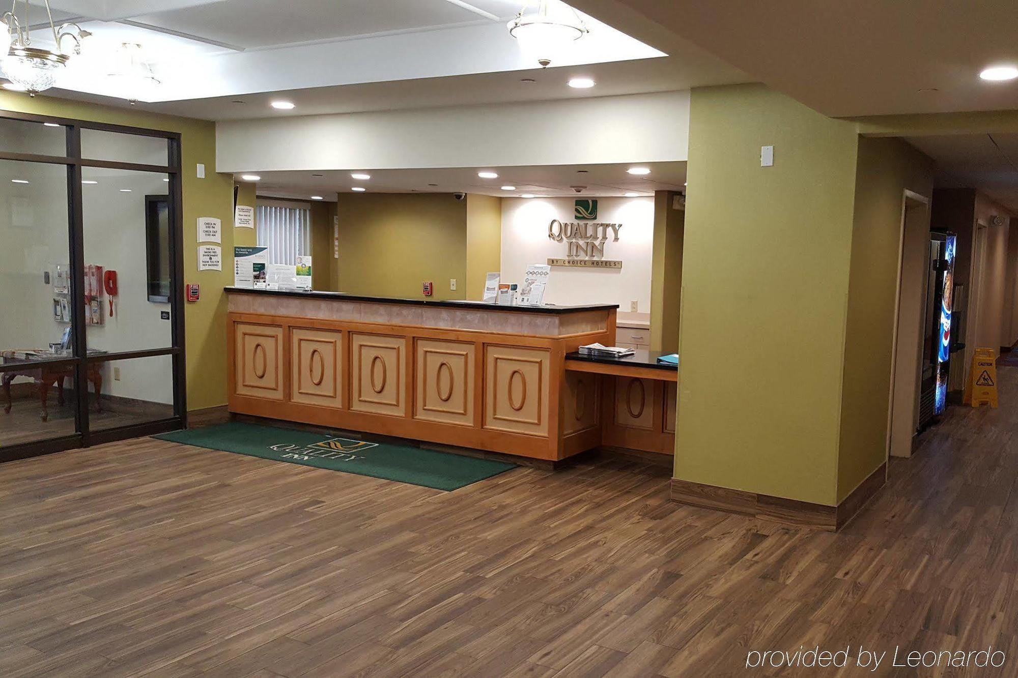 罗登/康科德品质酒店 劳登 外观 照片